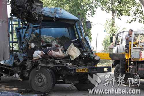 宜昌車(chē)禍新聞更新，應對車(chē)禍事件的步驟指南（適用于初學(xué)者與進(jìn)階用戶(hù)）