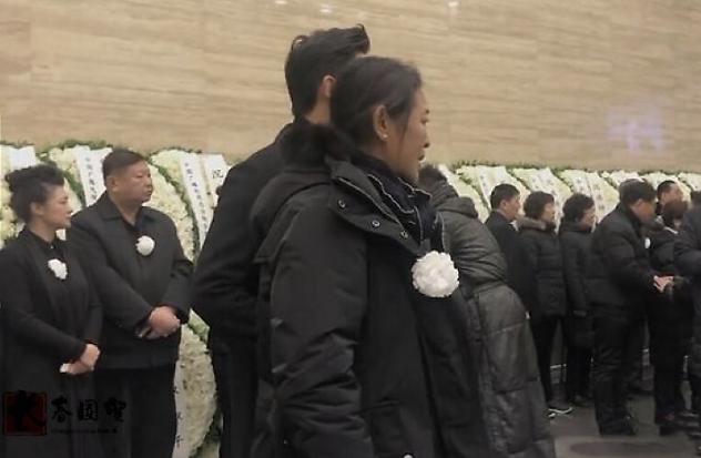 趙忠祥最新消息，科技巨頭引領(lǐng)潮流，全新高科技產(chǎn)品亮相舞臺