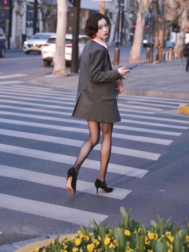 警惕非法色情內容，遠離辣文絲襪誘惑，尋找健康娛樂(lè )方式