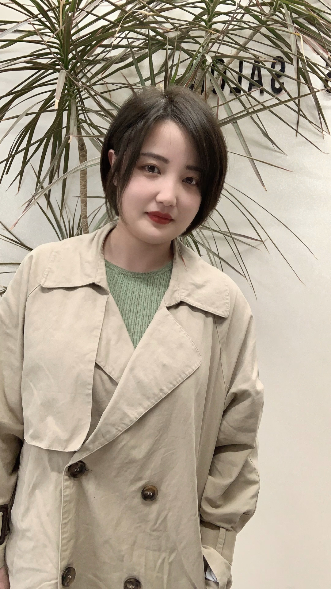 圓臉女生必備最新短發(fā)造型，小紅書(shū)上的流行趨勢一網(wǎng)打盡???♀?