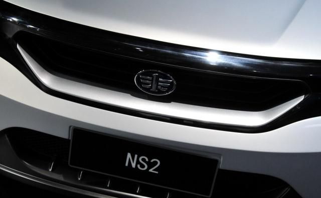 夏利NS2最新動(dòng)態(tài)揭秘，小巷中的隱藏瑰寶