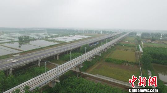 岳陽(yáng)蒙華鐵路進(jìn)港支線(xiàn)最新動(dòng)態(tài)，串聯(lián)起美好回憶的鐵路進(jìn)展更新