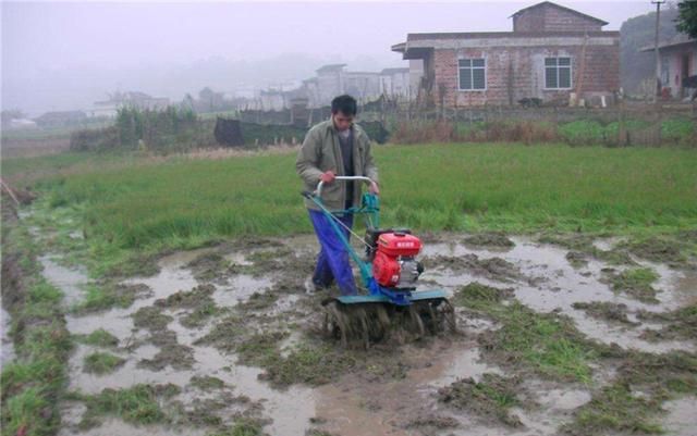 廣西汽牛最新型微耕機，革新農業(yè)技術(shù)，助力高效耕作時(shí)代前進(jìn)