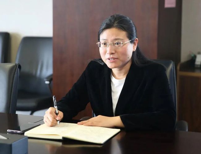 中石油方朝亮，石油傳奇的日常與最新動(dòng)態(tài)