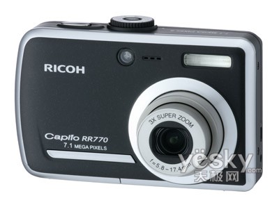 陽(yáng)光照亮小杰的冒險日，799rr最新體驗與友情的社區光芒