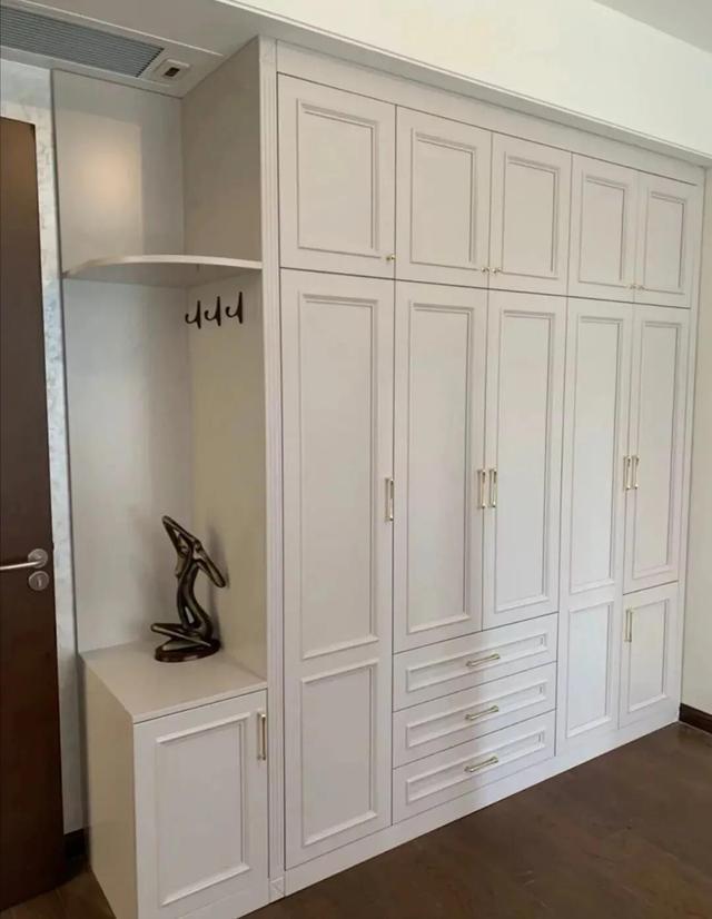 壁柜最新款安裝指南，最新壁柜款式及其安裝步驟詳解