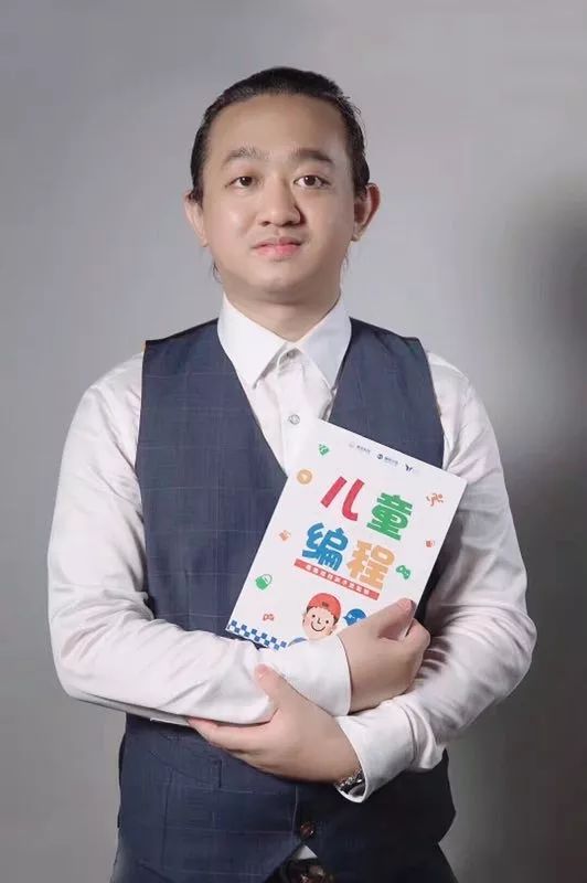 葉正喬最新,葉正喬最新動(dòng)態(tài)????，帶你領(lǐng)略不一樣的風(fēng)采！