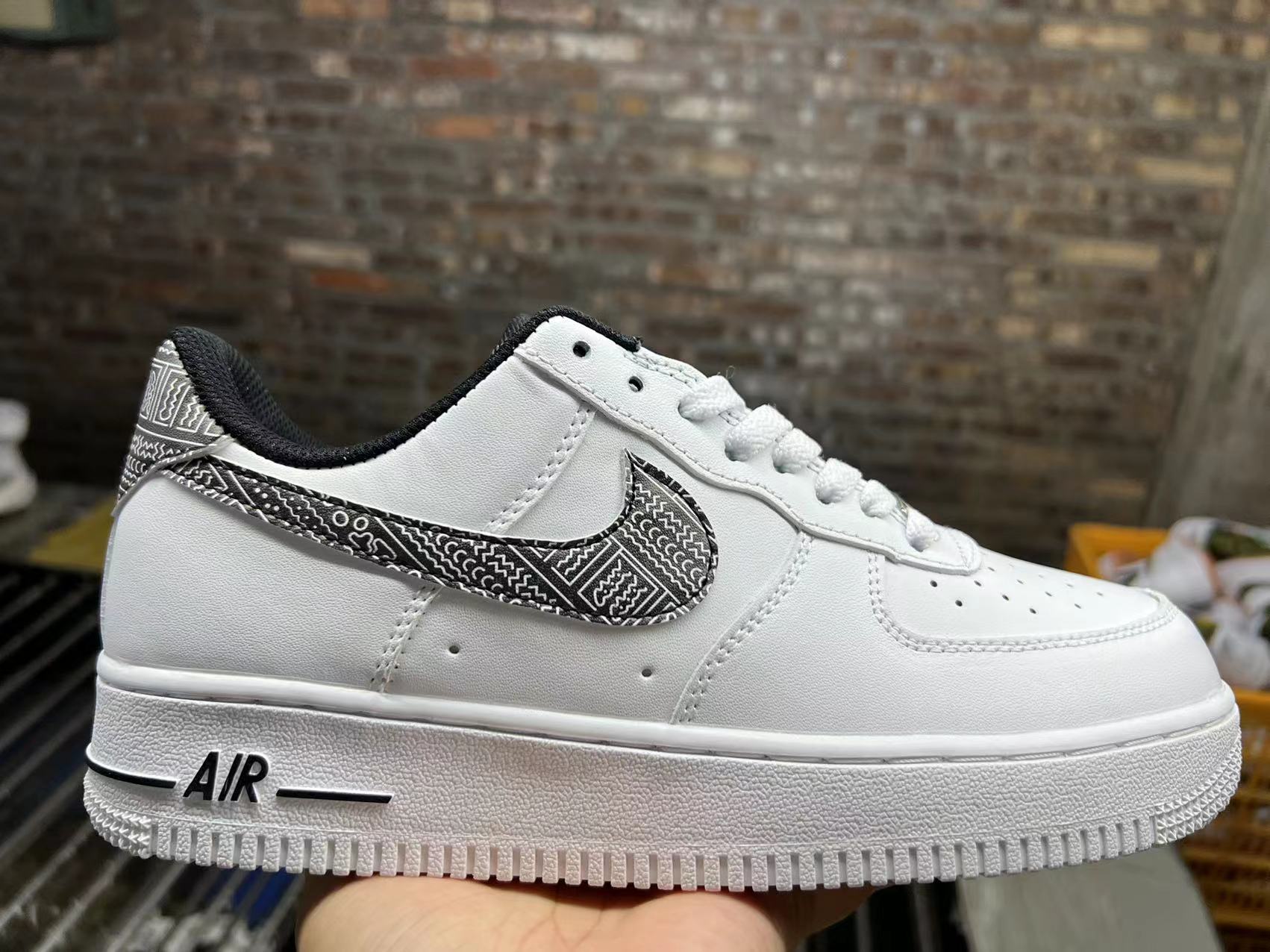 AF最新款時(shí)尚巔峰首發(fā)，引領(lǐng)潮流的巔峰之作！