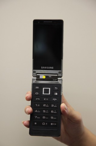 最新翻蓋手機，時(shí)代產(chǎn)物與科技進(jìn)步的結晶