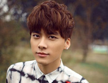 李易峰，熒屏風(fēng)云人生與溫暖友情的電視劇全紀錄