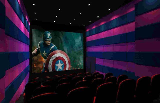 電影院?jiǎn)卧~，愛(ài)的電影之旅的陪伴與溫馨體驗