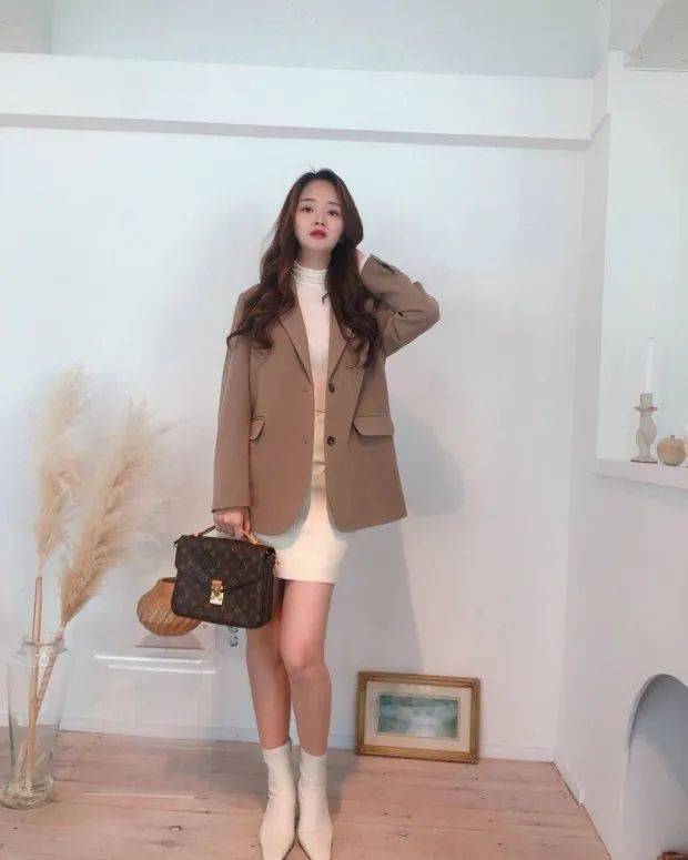 韓國新晉女主播作品探秘與欣賞，領(lǐng)略精彩瞬間