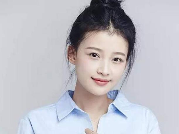 娛樂(lè )圈明星，聚焦璀璨之光