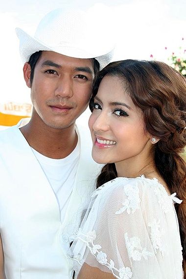 如何成為一名出色的演員并展現才華，旋轉的愛(ài)演員之路探索