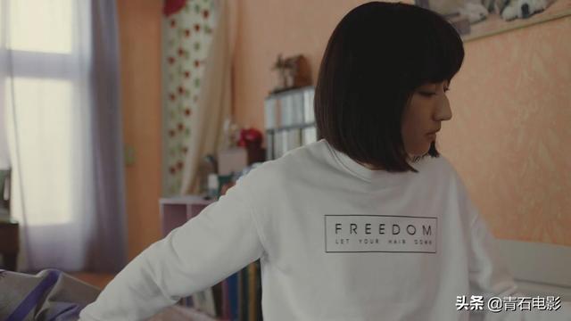 演員何佳，炸裂演技，魅力四射??