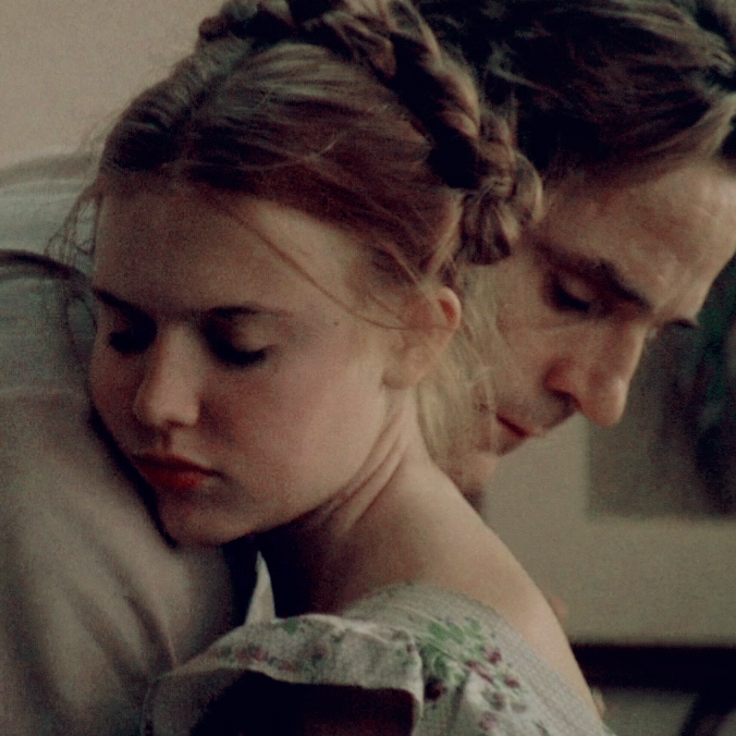 洛麗塔電影在線(xiàn)觀(guān)看，多元解讀與深度體驗