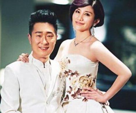 眼睛迷人的男明星魅力無(wú)法抗拒！??