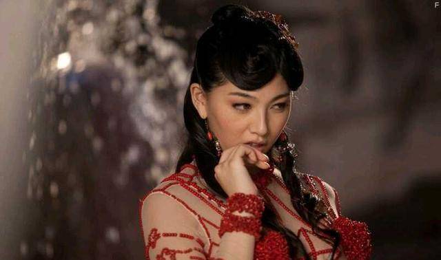 肉蒲團女演員的勵志之旅，變化、自信與成就感的探索