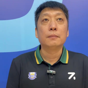 岳鵬飛，時(shí)代之光，影壇新星閃耀之路