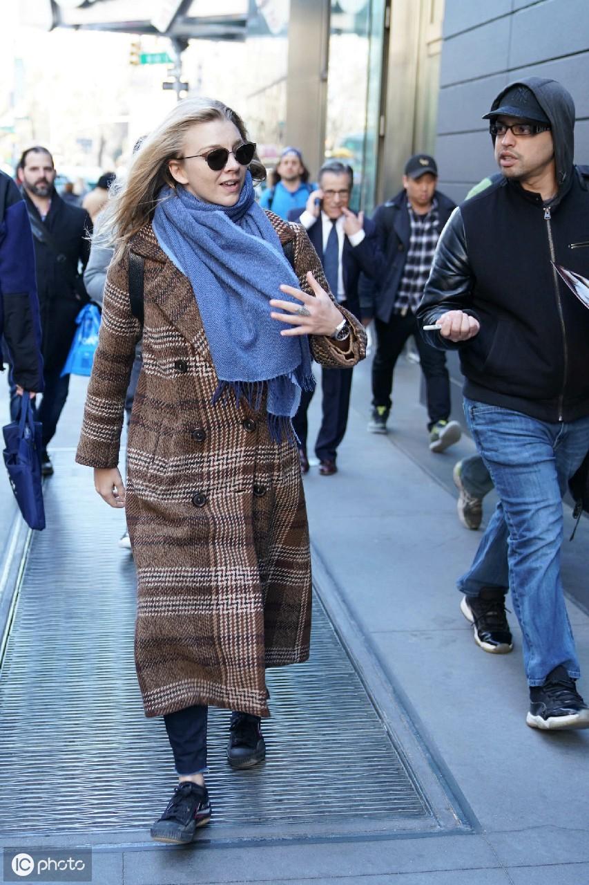 老演員舒適，演藝界的璀璨明珠，傳奇人生閃耀舞臺?