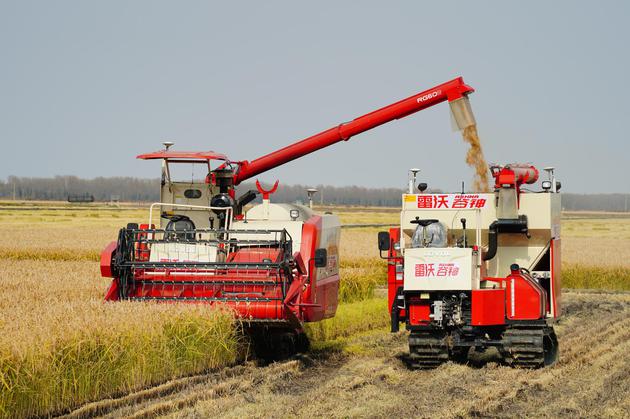 最新農業(yè)機械探秘，小巷深處的農業(yè)黑科技揭秘