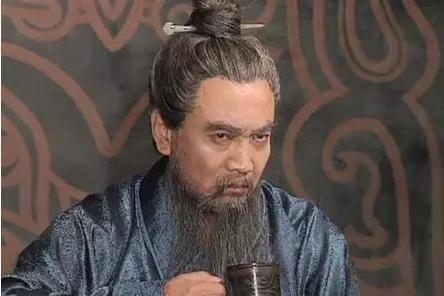 曹操演員揭秘，日常趣事分享與角色背后的故事