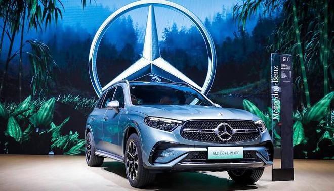 GLC350奔馳最新報價(jià)，購車(chē)之旅的溫馨指南