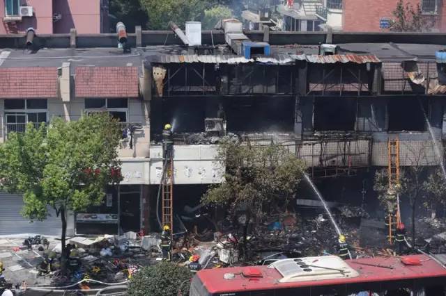 杭州爆炸事件最新圖片，溫馨日常小故事回顧
