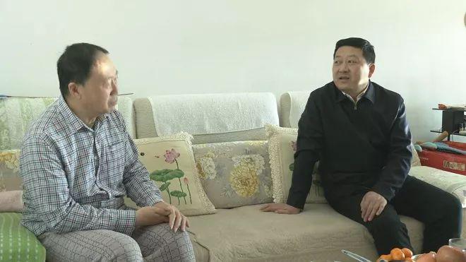 時(shí)政新聞速遞，最新動(dòng)態(tài)大揭秘，新鮮資訊不容錯過(guò)！
