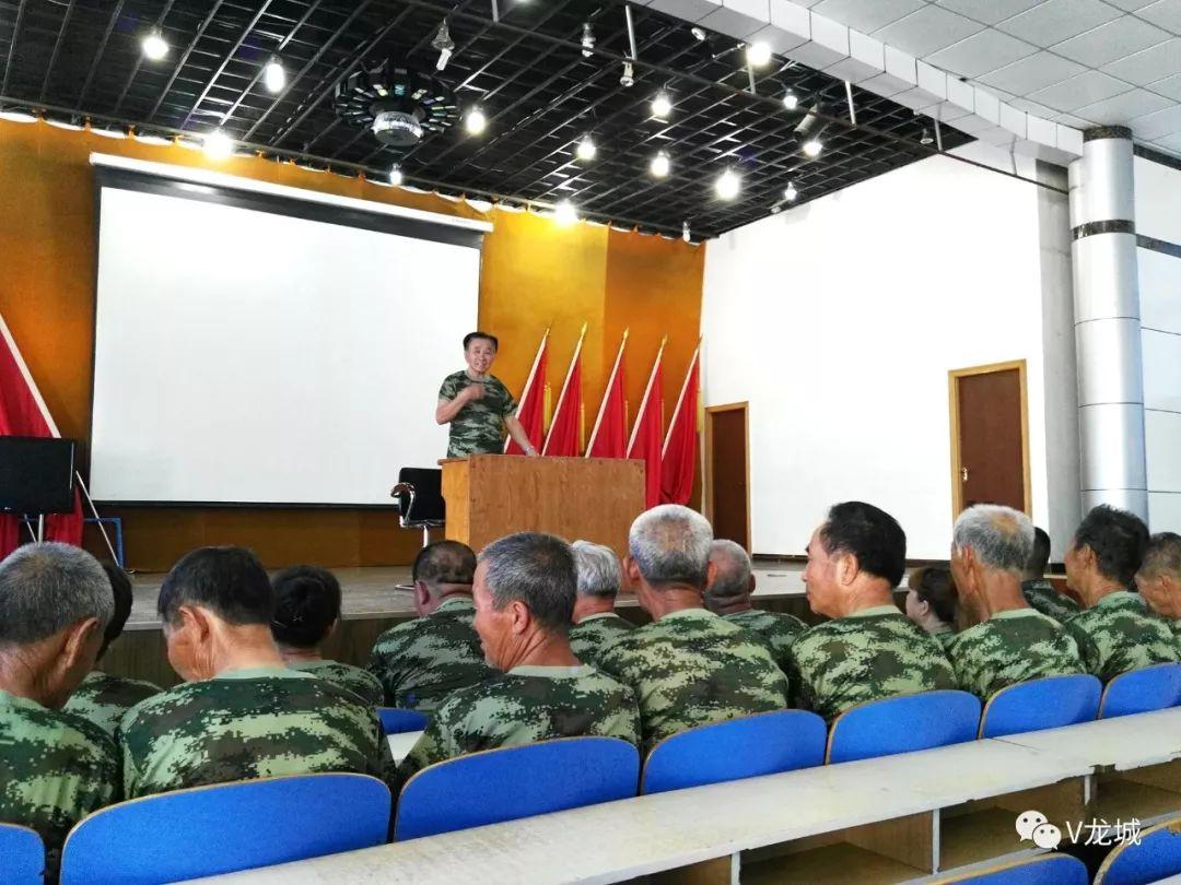 小巷深處的軍迷天堂，最新軍情新聞揭秘