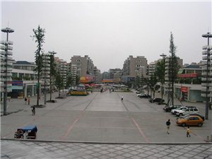 彭山貼吧最新動(dòng)態(tài)，科技新浪潮引領(lǐng)智能產(chǎn)品重磅登場(chǎng)！