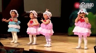最新舞臺表演節目震撼登場(chǎng)，精彩演出令人陶醉！