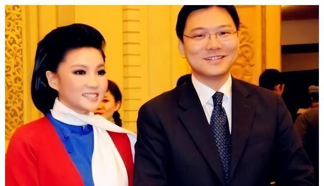 美國回國之旅，家的溫馨與友情奇遇的交織