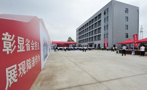 向塘最新動(dòng)態(tài)，科技重塑生活，未來(lái)之光體驗之旅