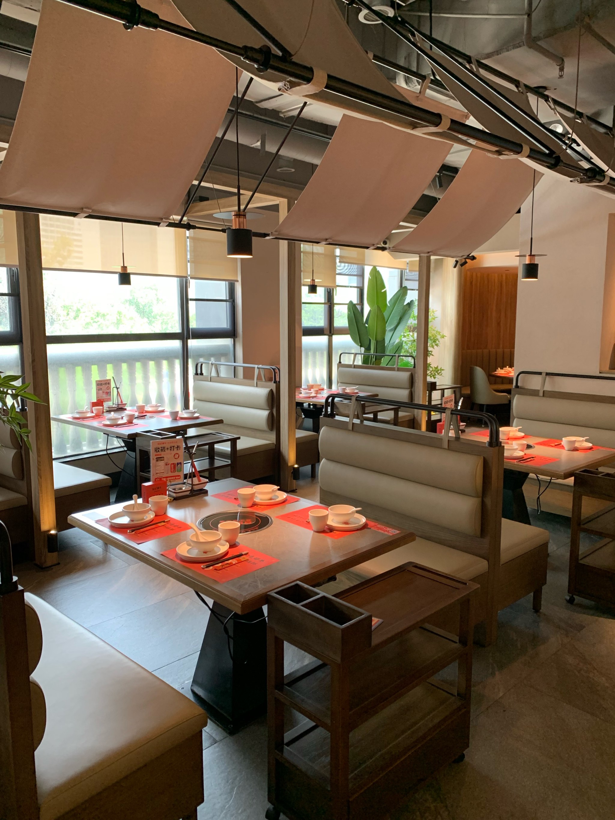 ??餐廳新動(dòng)態(tài)揭秘，美食新風(fēng)尚引領(lǐng)味蕾盛宴！