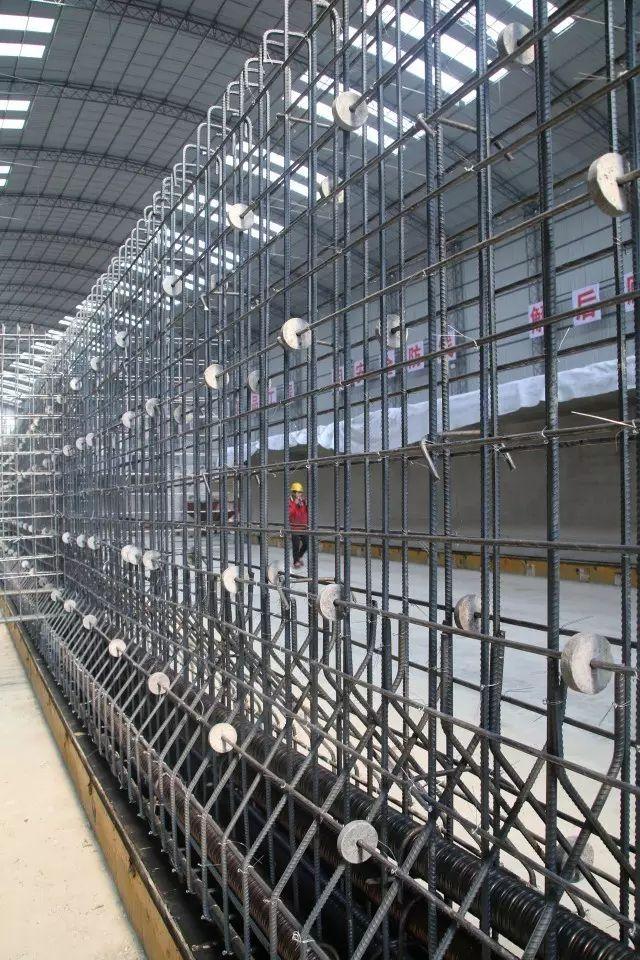 最新施工視頻，家的溫暖與友情的交織展現