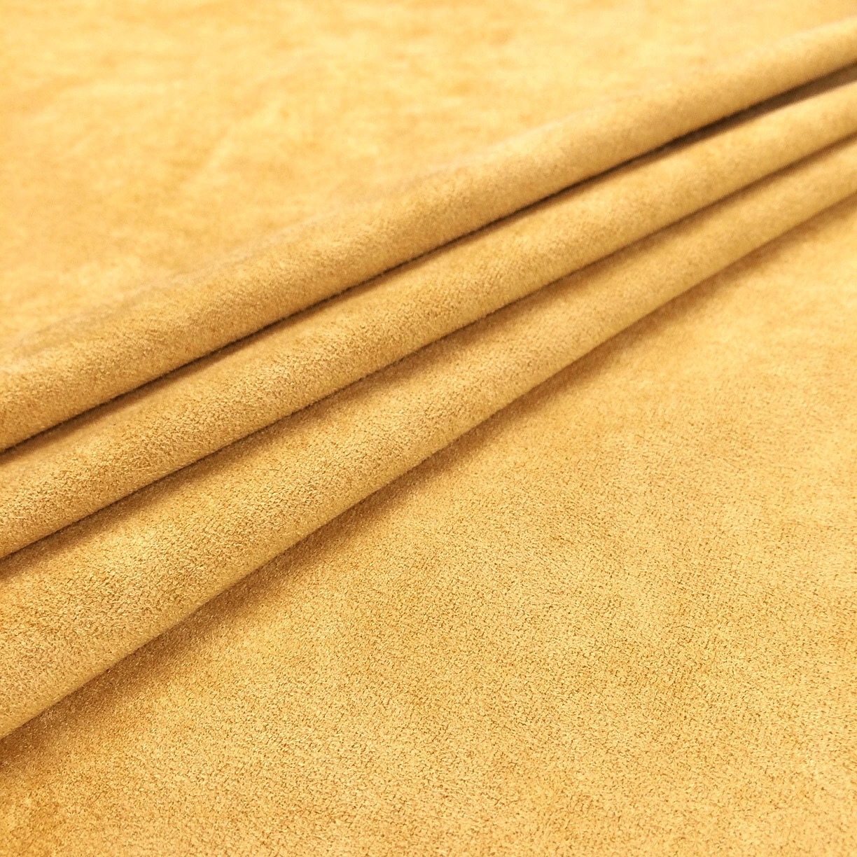 最新麂皮絨，時(shí)尚界的寵兒
