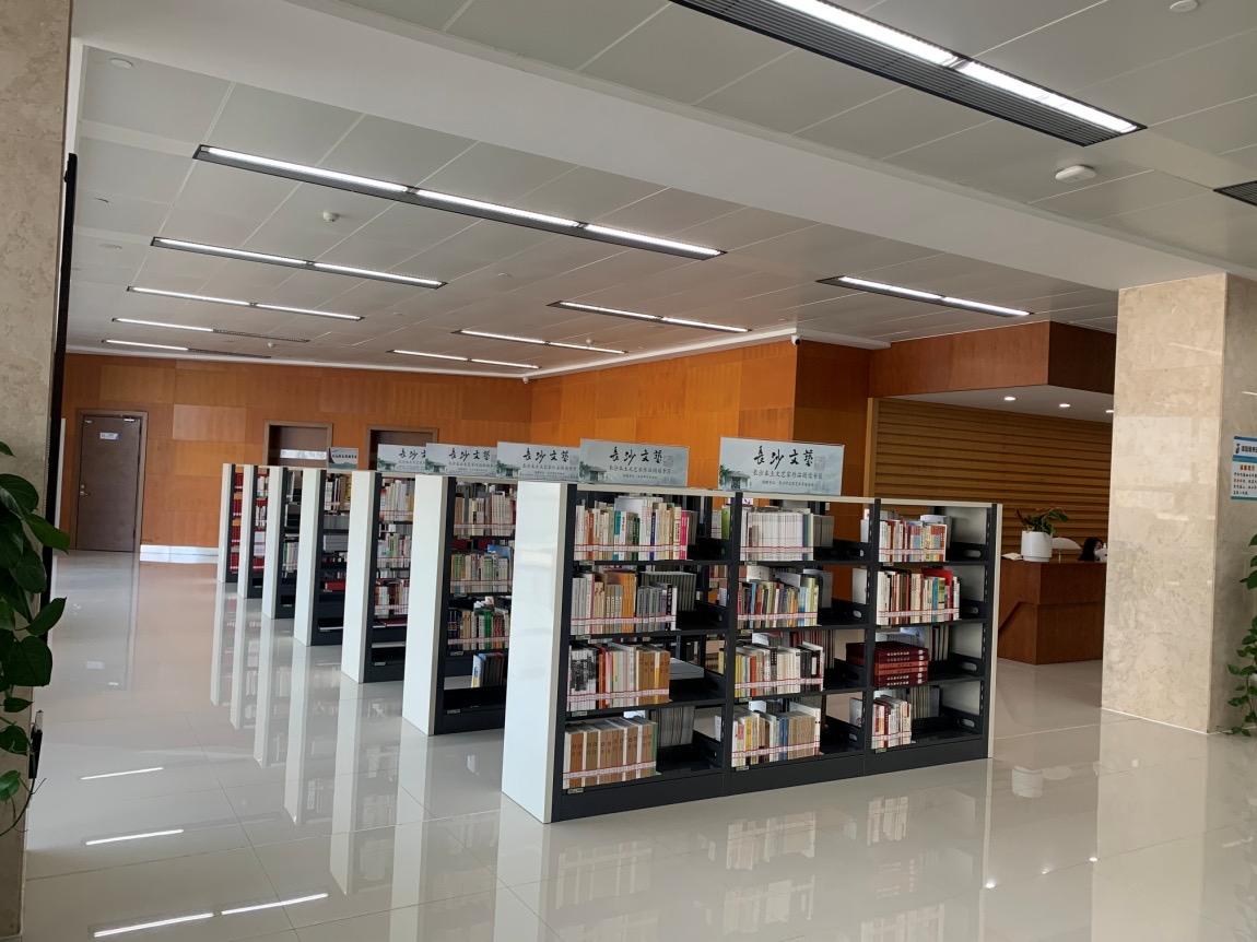 何頓最新作品，引領(lǐng)你進(jìn)入獨特的文學(xué)之旅